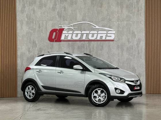 HYUNDAI HB20X 1.6 16V PREMIUM FLEX 4P AUTOMÁTICO HYUNDAI HB20X 1.6 16V PREMIUM FLEX 4P AUTOMÁTICO